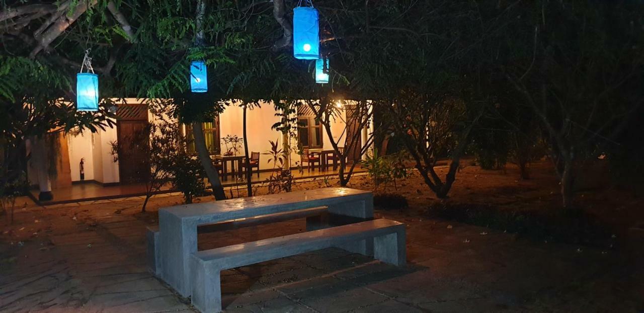 The Danish Villa Resort Baía de Arugam Exterior foto