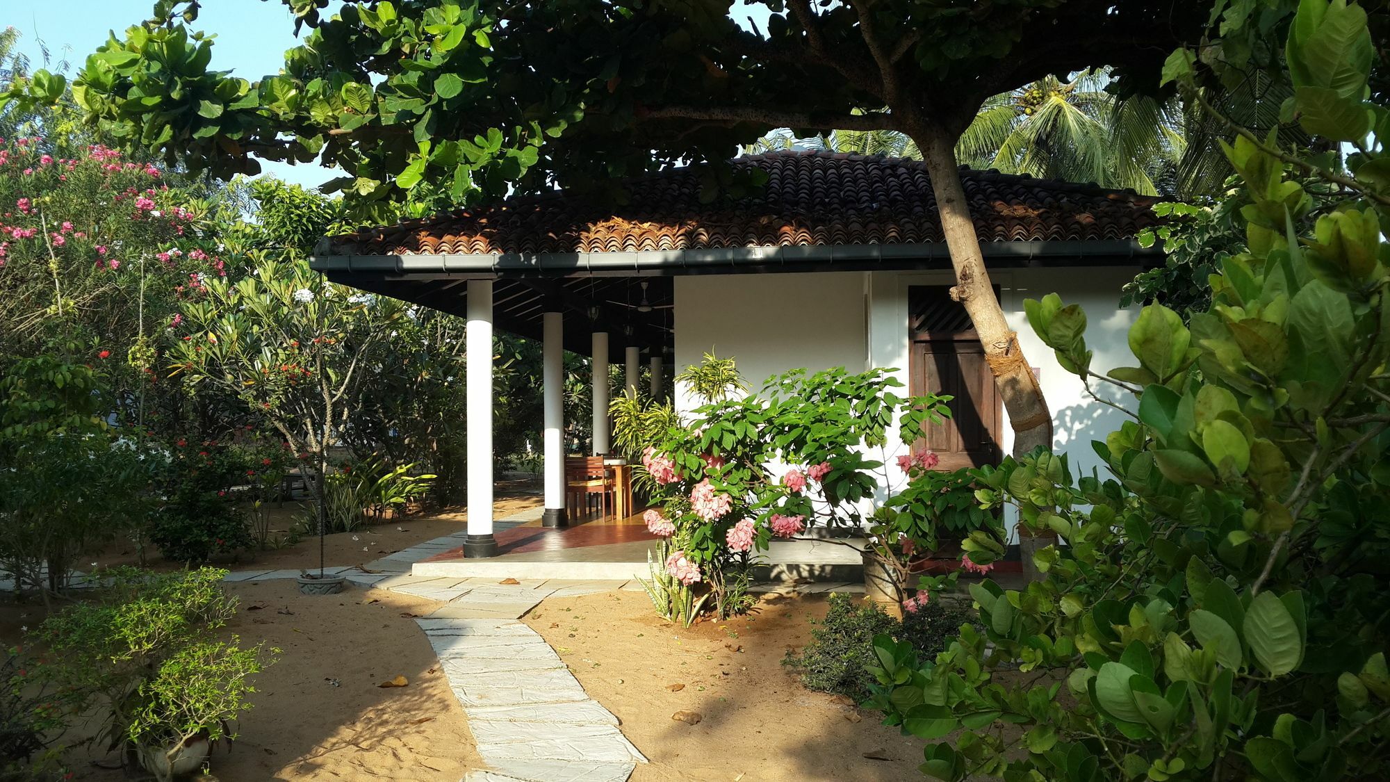 The Danish Villa Resort Baía de Arugam Exterior foto