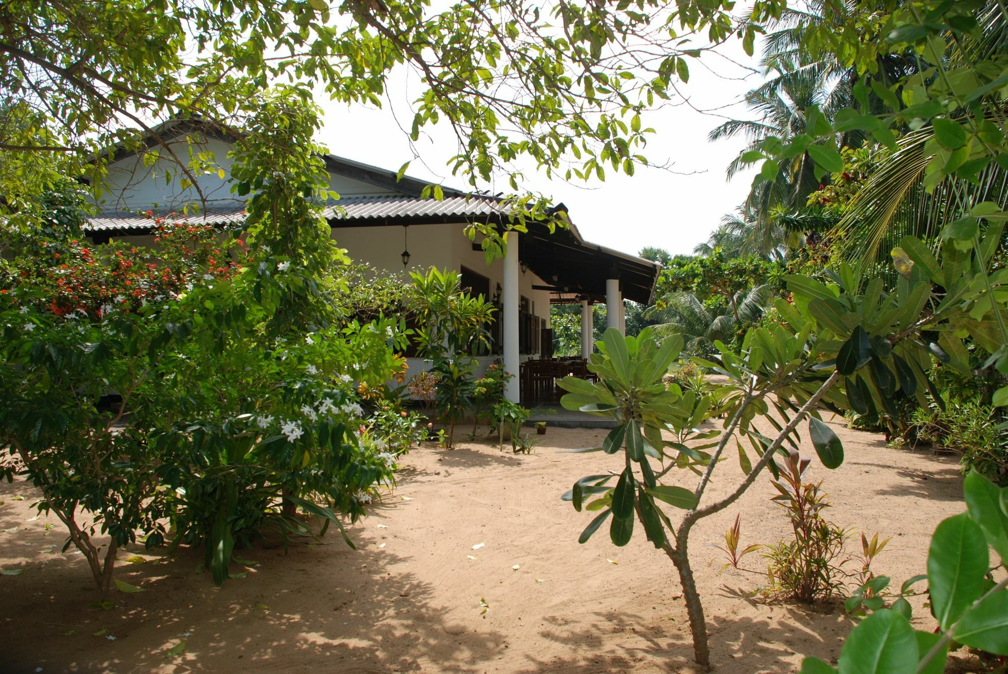 The Danish Villa Resort Baía de Arugam Exterior foto